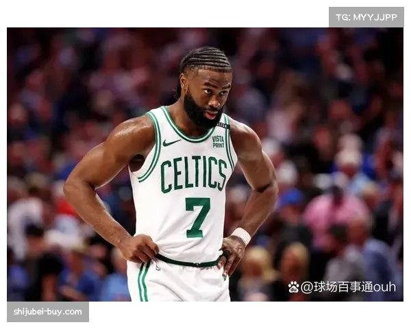 杰伦·布朗攻防一体表现稳健 凯尔特人锋线核心跻身MVP前五讨论 杰伦·布朗攻防一体表现稳健 凯尔特人锋线核心跻身MVP前五讨论